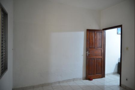 Casa à venda com 165m², 4 quartos e 2 vagasQuarto 2