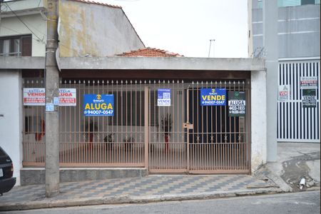 Casa à venda com 165m², 4 quartos e 2 vagasFachada