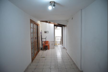 Casa à venda com 165m², 4 quartos e 2 vagasQuintal