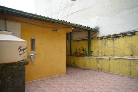 Casa à venda com 165m², 4 quartos e 2 vagasQuintal