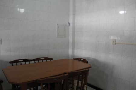 Casa de condomínio à venda com 303m², 5 quartos e 2 vagasCozinha
