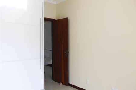 Casa de condomínio à venda com 303m², 5 quartos e 2 vagasQuarto 2