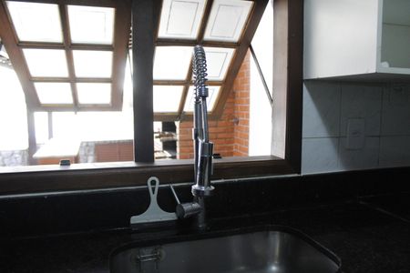 Casa de condomínio à venda com 303m², 5 quartos e 2 vagasCozinha