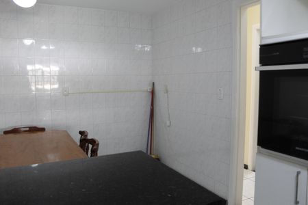 Casa de condomínio à venda com 303m², 5 quartos e 2 vagasCozinha