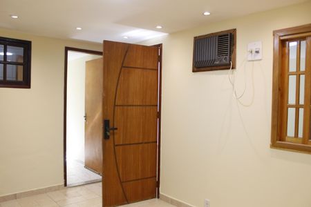 Casa de condomínio à venda com 303m², 5 quartos e 2 vagasSuíte 2