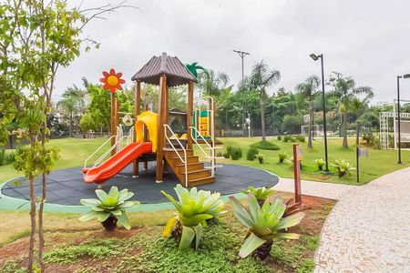 Apartamento à venda com 170m², 4 quartos e 3 vagas Apartamento à venda com 170m², 4 quartos e 3 vagasÁrea comum - Playground