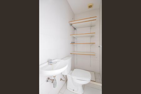 Apartamento à venda com 170m², 4 quartos e 3 vagas Apartamento à venda com 170m², 4 quartos e 3 vagasBanheiro de serviço