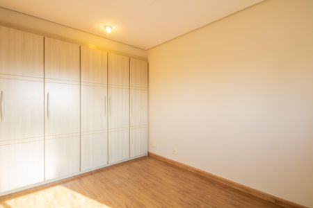 Apartamento à venda com 170m², 4 quartos e 3 vagas Apartamento à venda com 170m², 4 quartos e 3 vagasSuíte 3