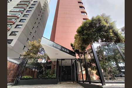 Apartamento para alugar com 40m², 1 quarto e 1 vaga Apartamento para alugar com 40m², 1 quarto e 1 vagaFachada