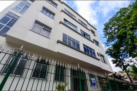 Apartamento para alugar com 86m², 2 quartos e sem vagaFachada