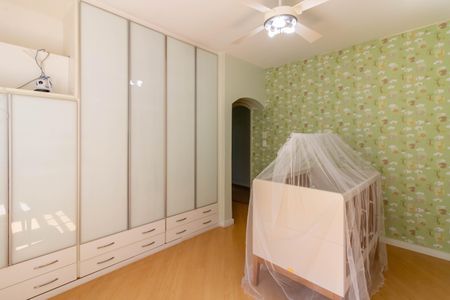 Casa à venda com 300m², 3 quartos e 6 vagas Casa à venda com 300m², 3 quartos e 6 vagasQuarto 1