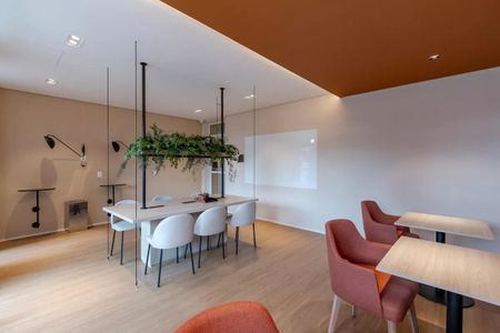Apartamento à venda com 79m², 2 quartos e 1 vaga Apartamento à venda com 79m², 2 quartos e 1 vagaÁrea Comum