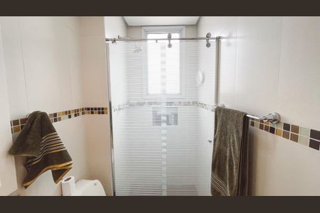 Apartamento à venda com 96m², 2 quartos e 2 vagas Apartamento à venda com 96m², 2 quartos e 2 vagasBanheiro da Suíte 2