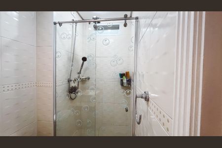 Apartamento à venda com 96m², 2 quartos e 2 vagas Apartamento à venda com 96m², 2 quartos e 2 vagasBanheiro da Suíte 1