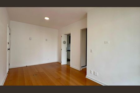 Apartamento à venda com 45m², 1 quarto e 1 vagaSala