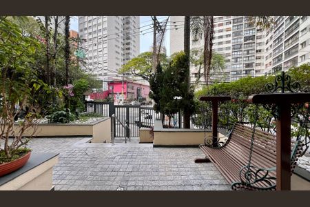 Apartamento à venda com 45m², 1 quarto e 1 vagaEntrada