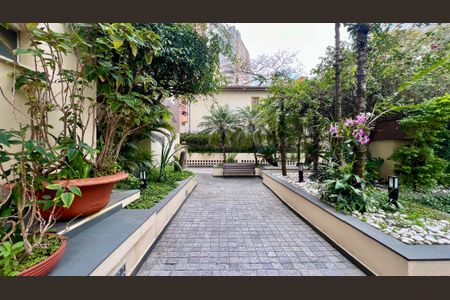 Apartamento à venda com 45m², 1 quarto e 1 vagaEntrada