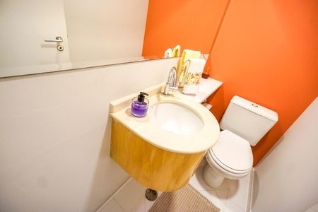 Apartamento à venda com 95m², 3 quartos e 2 vagas Apartamento à venda com 95m², 3 quartos e 2 vagasLavabo