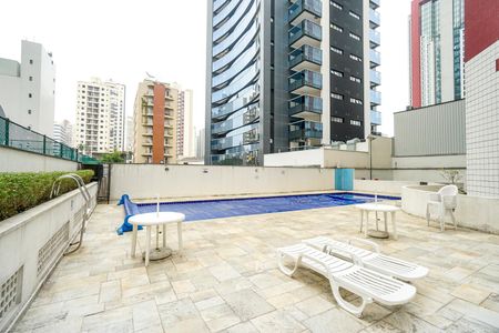Apartamento à venda com 95m², 3 quartos e 2 vagas Apartamento à venda com 95m², 3 quartos e 2 vagasPiscina