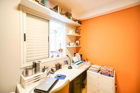 Apartamento à venda com 95m², 3 quartos e 2 vagas Apartamento à venda com 95m², 3 quartos e 2 vagasQuarto 02