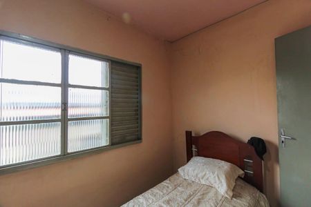 Casa à venda com 170m², 3 quartos e 2 vagas Casa à venda com 170m², 3 quartos e 2 vagasQuarto 2