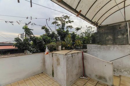 Casa à venda com 170m², 3 quartos e 2 vagas Casa à venda com 170m², 3 quartos e 2 vagasSacada