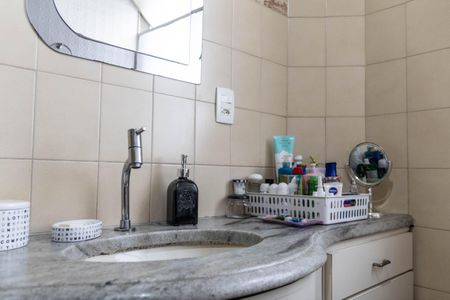 Apartamento à venda com 100m², 3 quartos e 1 vaga Apartamento à venda com 100m², 3 quartos e 1 vagaBanheiro