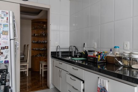 Apartamento à venda com 100m², 3 quartos e 1 vaga Apartamento à venda com 100m², 3 quartos e 1 vagaCozinha
