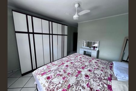 Casa para alugar com 262m², 3 quartos e 2 vagas Casa para alugar com 262m², 3 quartos e 2 vagasSuíte