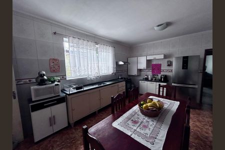 Casa para alugar com 262m², 3 quartos e 2 vagas Casa para alugar com 262m², 3 quartos e 2 vagasCozinha