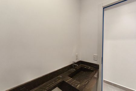 Casa à venda com 122m², 2 quartos e 4 vagas Casa à venda com 122m², 2 quartos e 4 vagasBanheiro Social