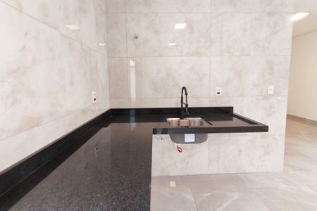 Casa à venda com 122m², 2 quartos e 4 vagas Casa à venda com 122m², 2 quartos e 4 vagasCozinha