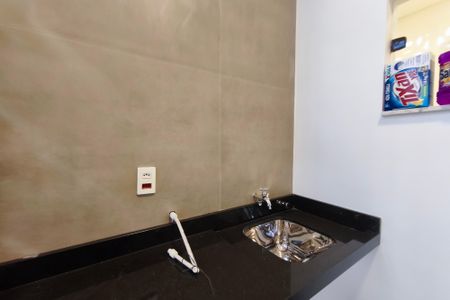 Casa à venda com 122m², 2 quartos e 4 vagas Casa à venda com 122m², 2 quartos e 4 vagasÁrea de Serviço