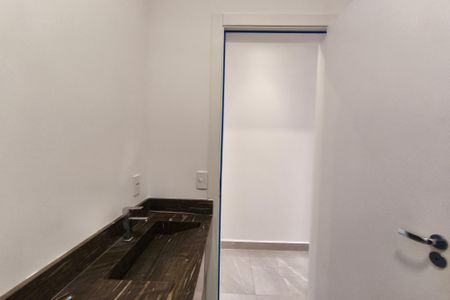 Casa à venda com 122m², 2 quartos e 4 vagas Casa à venda com 122m², 2 quartos e 4 vagasLavabo