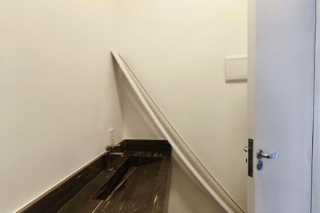 Casa à venda com 122m², 2 quartos e 4 vagas Casa à venda com 122m², 2 quartos e 4 vagasLavabo