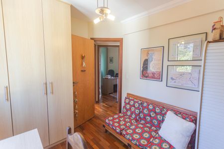 Apartamento à venda com 93m², 3 quartos e 2 vagas Apartamento à venda com 93m², 3 quartos e 2 vagasQuarto