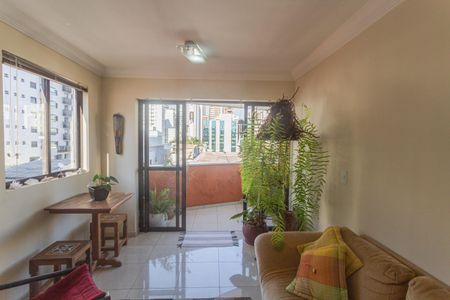 Apartamento à venda com 93m², 3 quartos e 2 vagas Apartamento à venda com 93m², 3 quartos e 2 vagasVaranda da Sala
