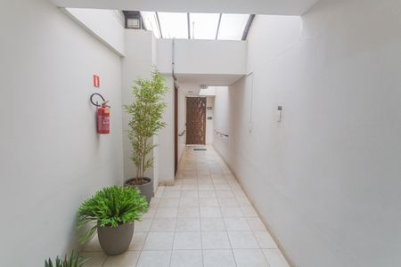 Apartamento à venda com 93m², 3 quartos e 2 vagas Apartamento à venda com 93m², 3 quartos e 2 vagasHall de entrada