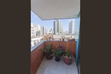 Apartamento à venda com 93m², 3 quartos e 2 vagas Apartamento à venda com 93m², 3 quartos e 2 vagasVaranda da Sala