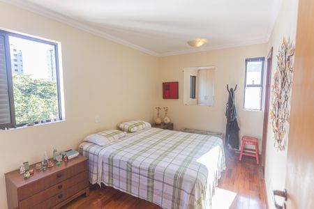 Apartamento à venda com 93m², 3 quartos e 2 vagas Apartamento à venda com 93m², 3 quartos e 2 vagasSuíte