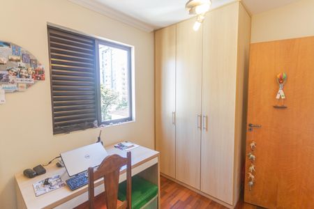 Apartamento à venda com 93m², 3 quartos e 2 vagas Apartamento à venda com 93m², 3 quartos e 2 vagasQuarto