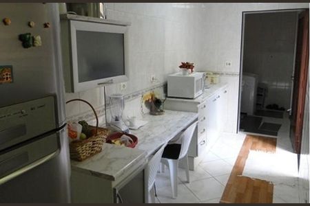 Casa à venda com 390m², 3 quartos e 4 vagas