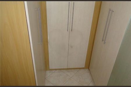 Casa à venda com 390m², 3 quartos e 4 vagas