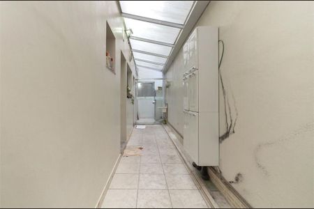 Casa à venda com 160m², 5 quartos e 2 vagas
