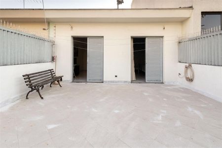 Casa à venda com 160m², 5 quartos e 2 vagas