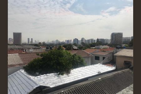 Casa à venda com 120m², 4 quartos e 2 vagas