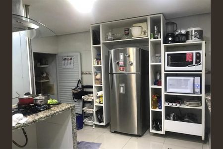 Casa à venda com 120m², 4 quartos e 2 vagas