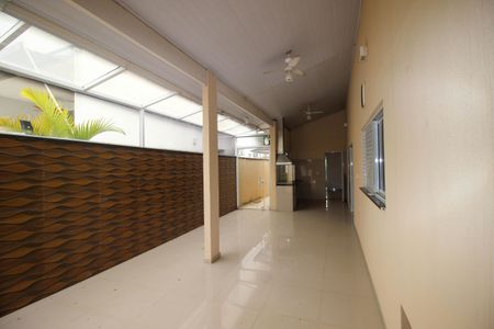 Casa de condomínio para alugar com 250m², 3 quartos e 4 vagas Casa de condomínio para alugar com 250m², 3 quartos e 4 vagasQuintal
