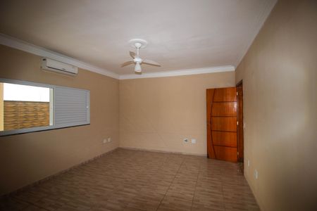 Casa de condomínio para alugar com 250m², 3 quartos e 4 vagas Casa de condomínio para alugar com 250m², 3 quartos e 4 vagasSuíte 2