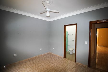 Casa de condomínio para alugar com 250m², 3 quartos e 4 vagas Casa de condomínio para alugar com 250m², 3 quartos e 4 vagasSuíte 1